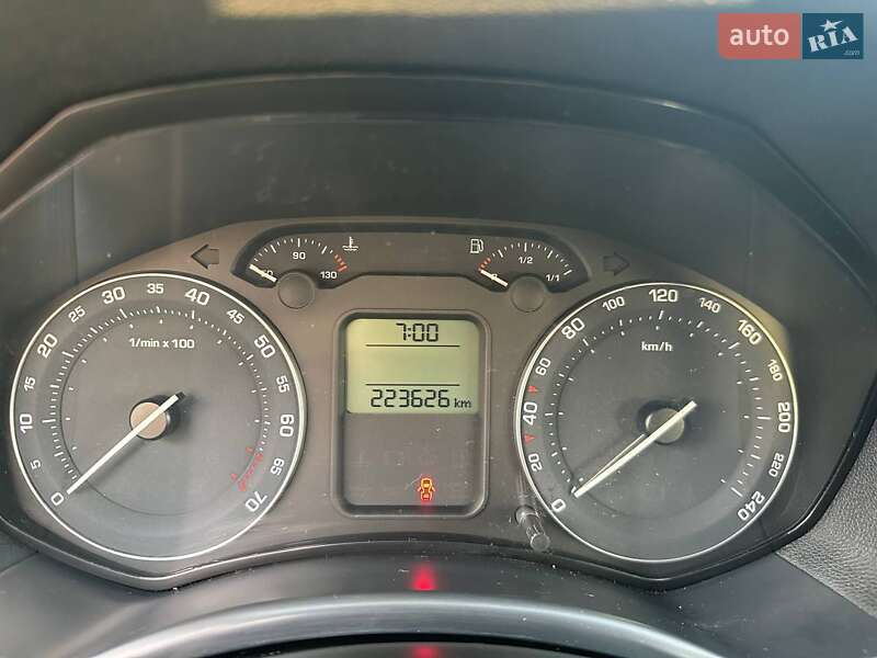 Лифтбек Skoda Octavia 2006 в Могилев-Подольске