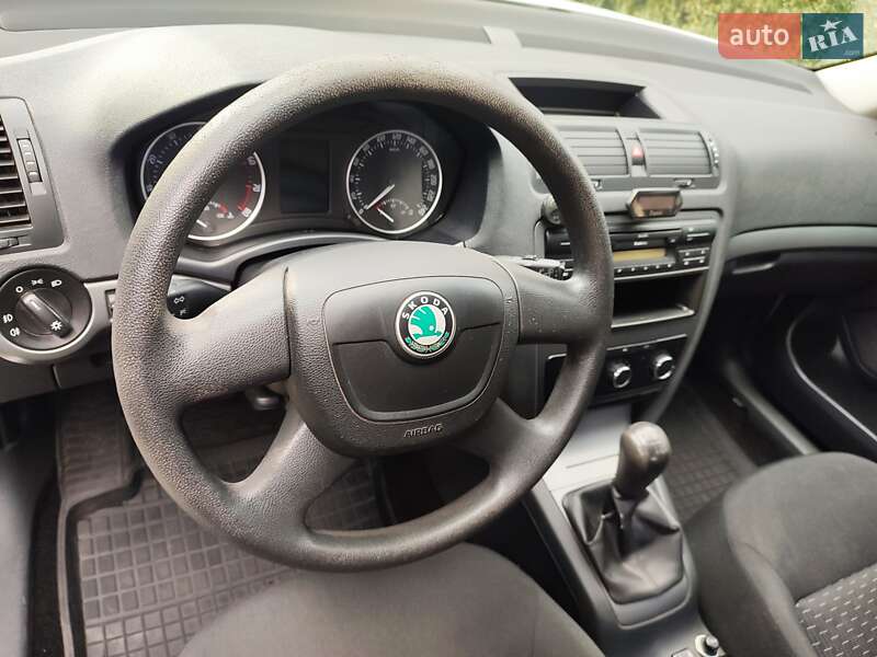 Лифтбек Skoda Octavia 2012 в Ужгороде фото 12 Лифтбек Skoda Octavia 2012 в Ужгороде