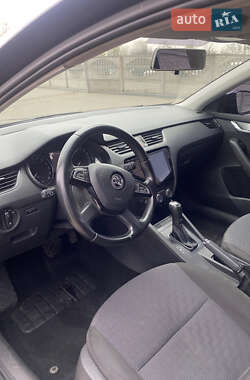Лифтбек Skoda Octavia 2016 в 