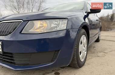 Лифтбек Skoda Octavia 2016 в 