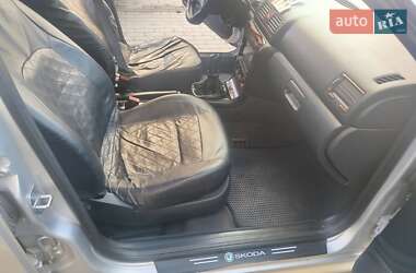 Ліфтбек Skoda Octavia 2004 в 