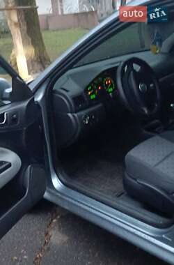 Универсал Skoda Octavia 2002 в Желтых Водах