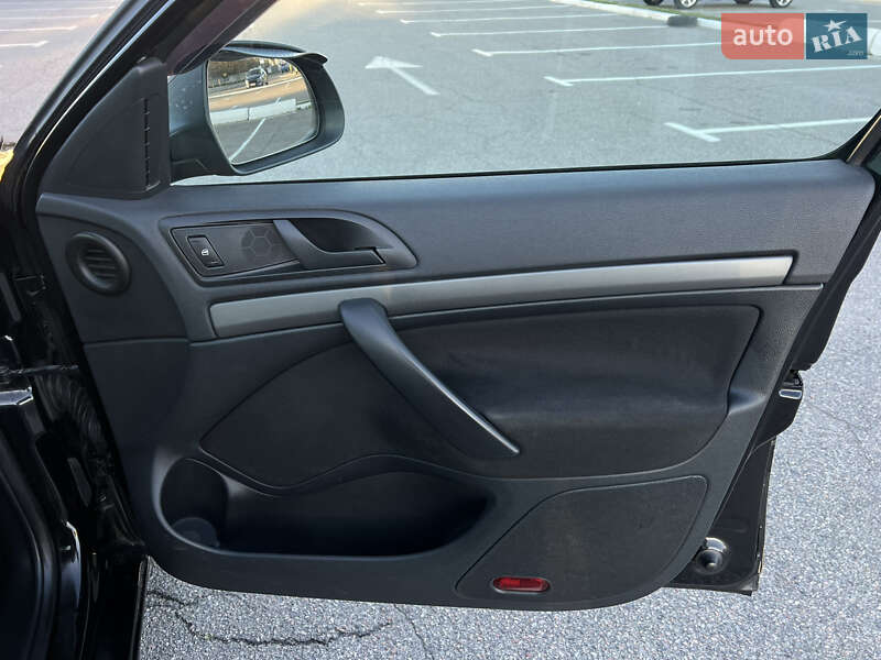 Лифтбек Skoda Octavia 2011 в Киеве