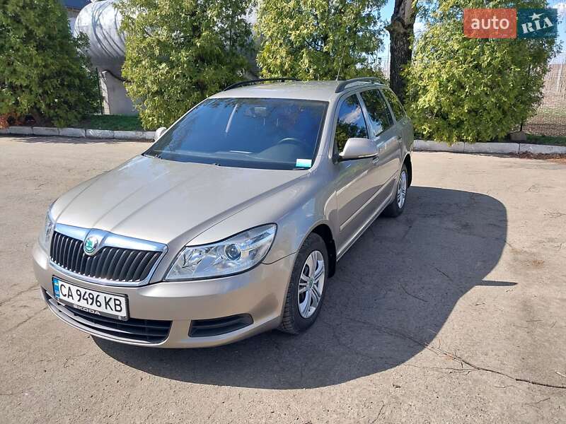 Універсал Skoda Octavia 2012 в Корсунь-Шевченківському