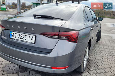 Ліфтбек Skoda Octavia 2023 в 