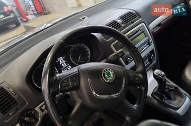 Лифтбек Skoda Octavia 2012 в 