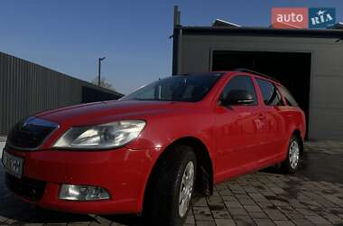 Универсал Skoda Octavia 2011 в 