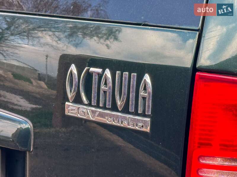 Универсал Skoda Octavia 2001 в Бучаче