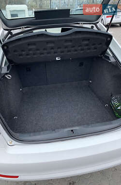 Лифтбек Skoda Octavia 2011 в 