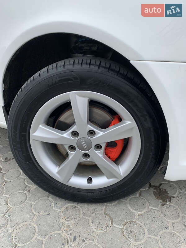 Лифтбек Skoda Octavia 2011 в Черновцах