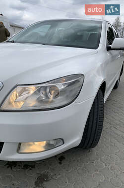 Лифтбек Skoda Octavia 2011 в 