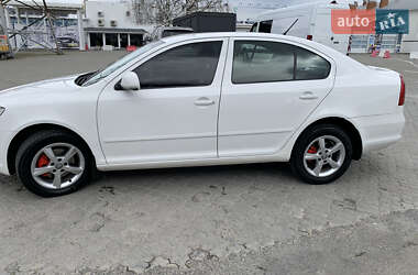 Лифтбек Skoda Octavia 2011 в 