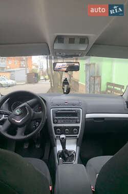 Лифтбек Skoda Octavia 2011 в 