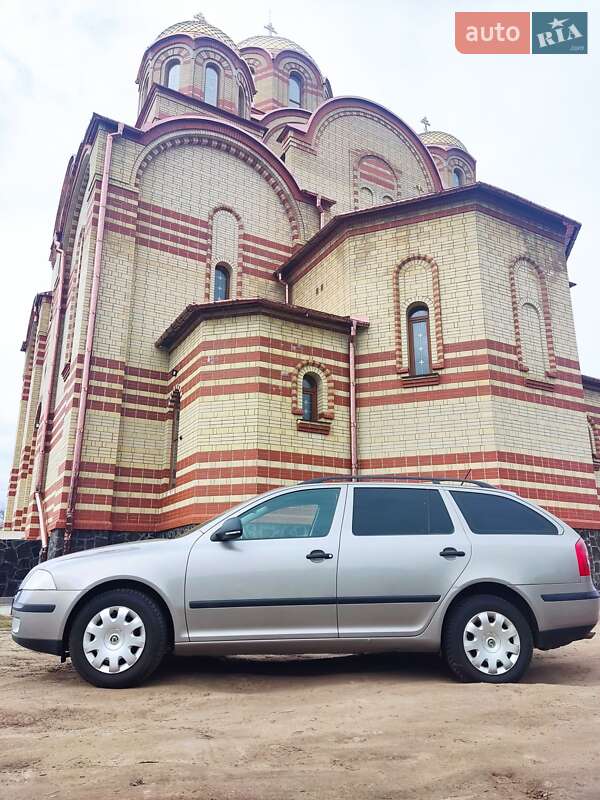 Универсал Skoda Octavia 2011 в Черкассах фото 13 Универсал Skoda Octavia 2011 в Черкассах