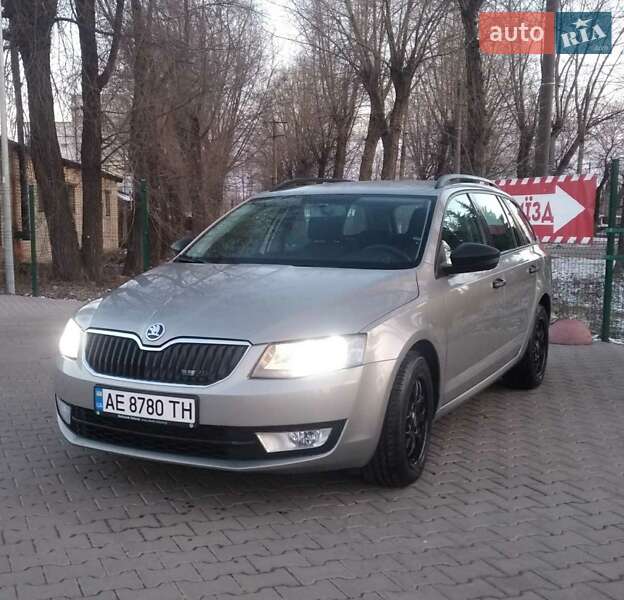 Універсал Skoda Octavia 2013 в Кривому Розі