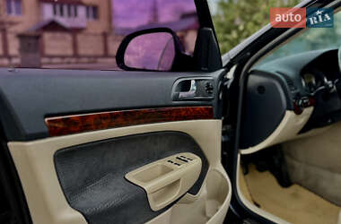 Лифтбек Skoda Octavia 2010 в 