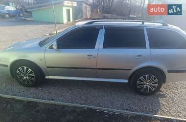 Универсал Skoda Octavia 2002 в 