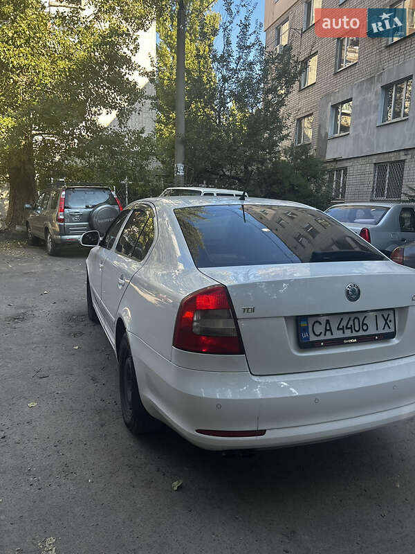 Лифтбек Skoda Octavia 2011 в Черкассах