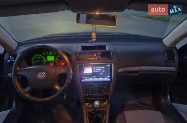 Лифтбек Skoda Octavia 2004 в 