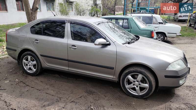 Ліфтбек Skoda Octavia 2008 в Запоріжжі