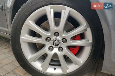 Універсал Skoda Octavia 2010 в 
