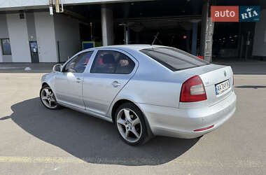 Лифтбек Skoda Octavia 2011 в 