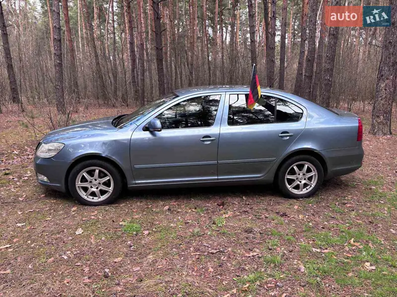 Лифтбек Skoda Octavia 2009 в 