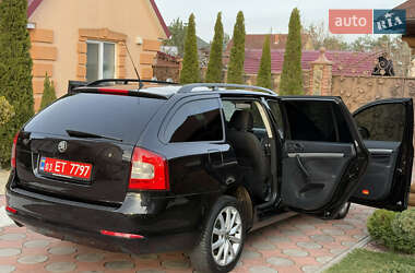 Универсал Skoda Octavia 2010 в 