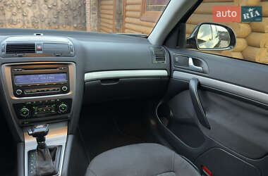 Универсал Skoda Octavia 2010 в 