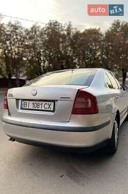 Лифтбек Skoda Octavia 2008 в 