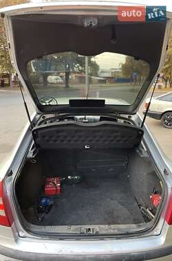 Лифтбек Skoda Octavia 2008 в 