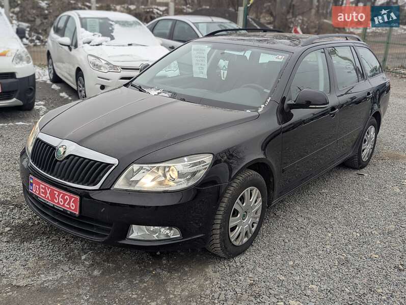 Универсал Skoda Octavia 2010 в 