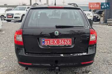 Универсал Skoda Octavia 2010 в 