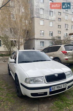 Лифтбек Skoda Octavia 2001 в 