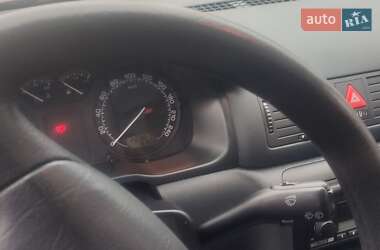 Універсал Skoda Octavia 2002 в 