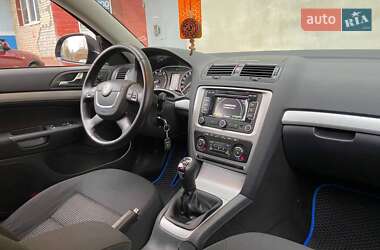 Универсал Skoda Octavia 2012 в 