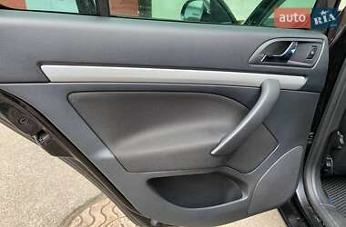 Универсал Skoda Octavia 2012 в 