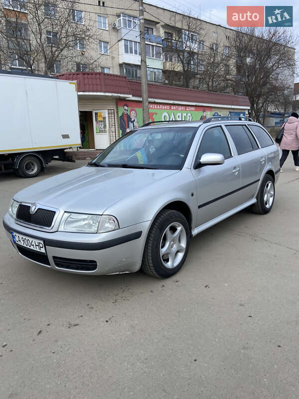 Універсал Skoda Octavia 2004 в Лисянці