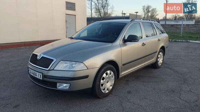 Универсал Skoda Octavia 2011 в Черкассах фото 8 Универсал Skoda Octavia 2011 в Черкассах