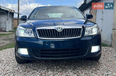 Лифтбек Skoda Octavia 2012 в 