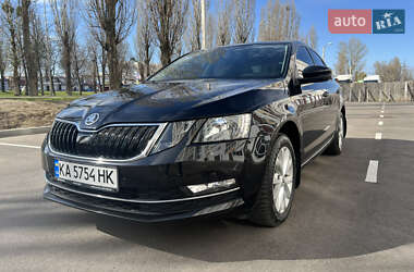 Лифтбек Skoda Octavia 2017 в 