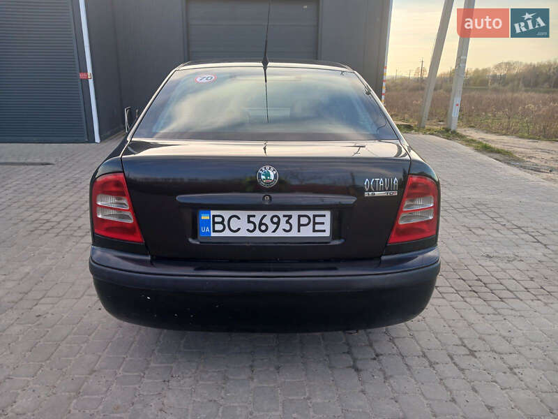 Ліфтбек Skoda Octavia 2003 в Львові