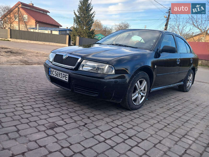 Ліфтбек Skoda Octavia 2003 в Львові