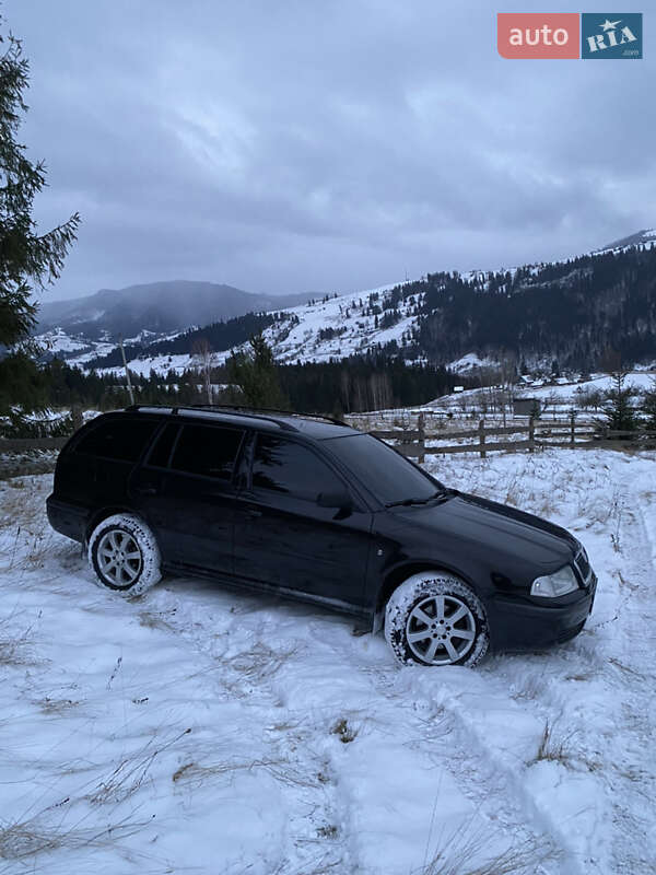 Универсал Skoda Octavia 2003 в Верховине