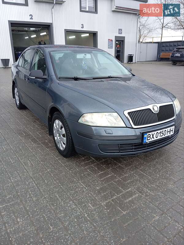 Лифтбек Skoda Octavia 2005 в 