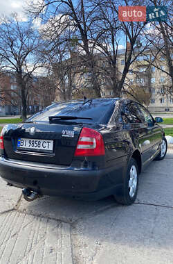 Лифтбек Skoda Octavia 2004 в 