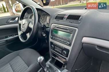 Лифтбек Skoda Octavia 2009 в 