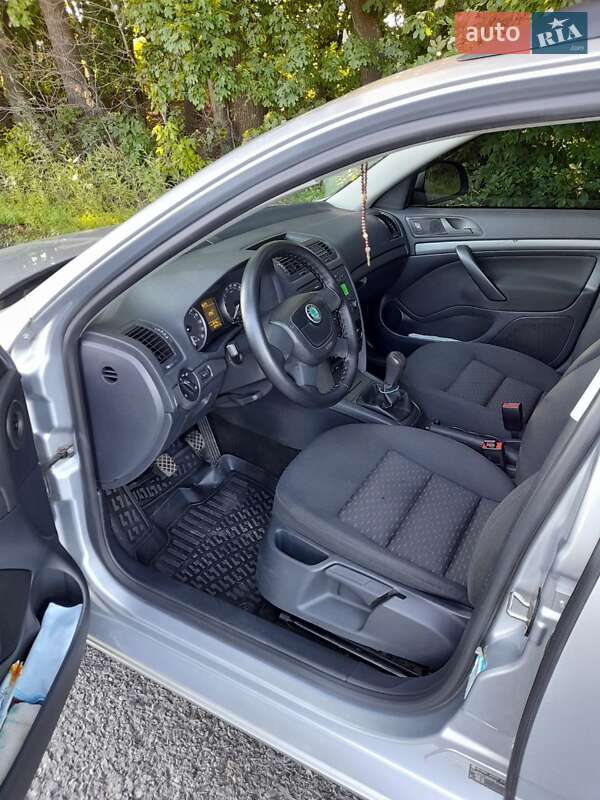 Універсал Skoda Octavia 2011 в Краснограді