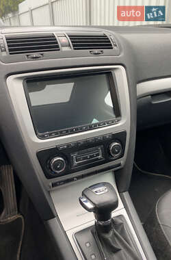 Универсал Skoda Octavia 2010 в 