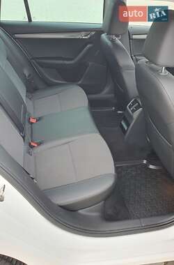 Универсал Skoda Octavia 2019 в Черновцах